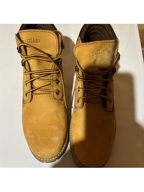 Eastland Women’s Wheat Lace-Up Boot